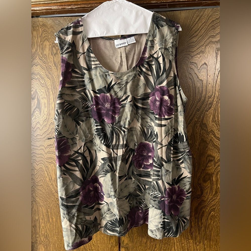 Liz Baker 3X Purple Floral Top